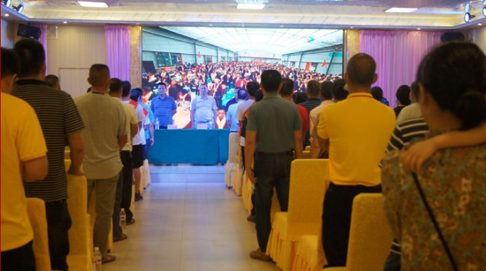 2022年桂平市何氏奖学大会暨筹建何氏会馆动员部署大会圆满成功